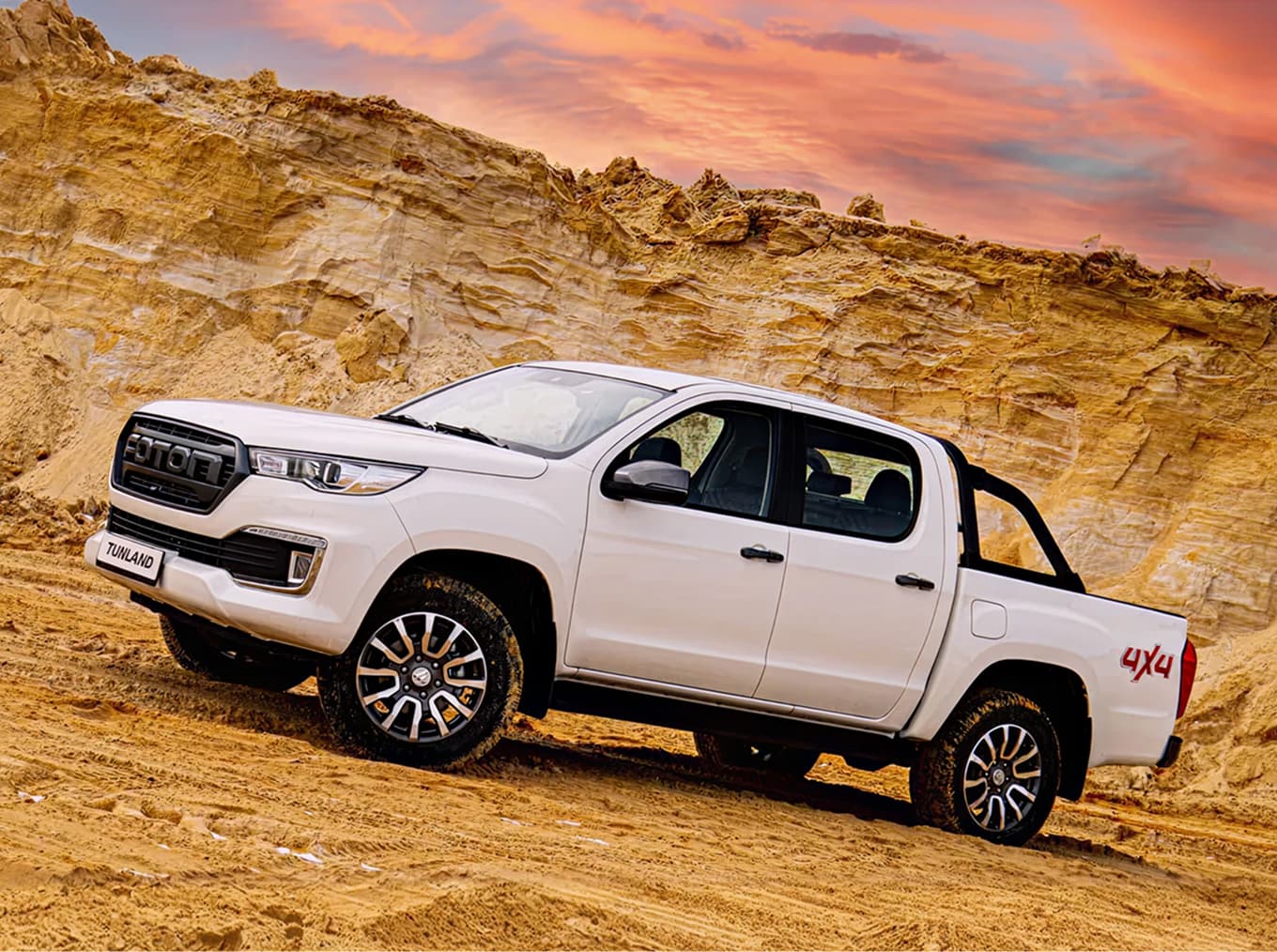 Tunland G7 Double Cab Exterior