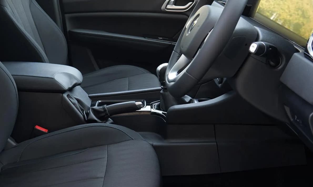 Tunland G7 Single Cab Interior Center Console