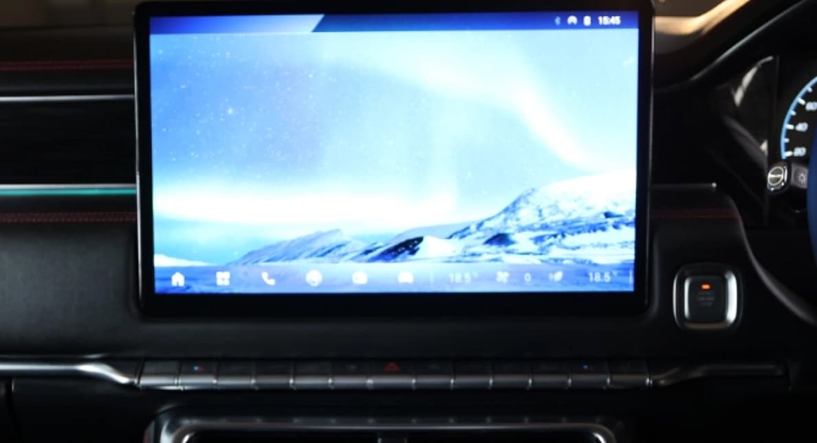 Tunland V9 Double Cab 14.6-inch Infotainment Screen